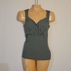 Geometric print WHBM top